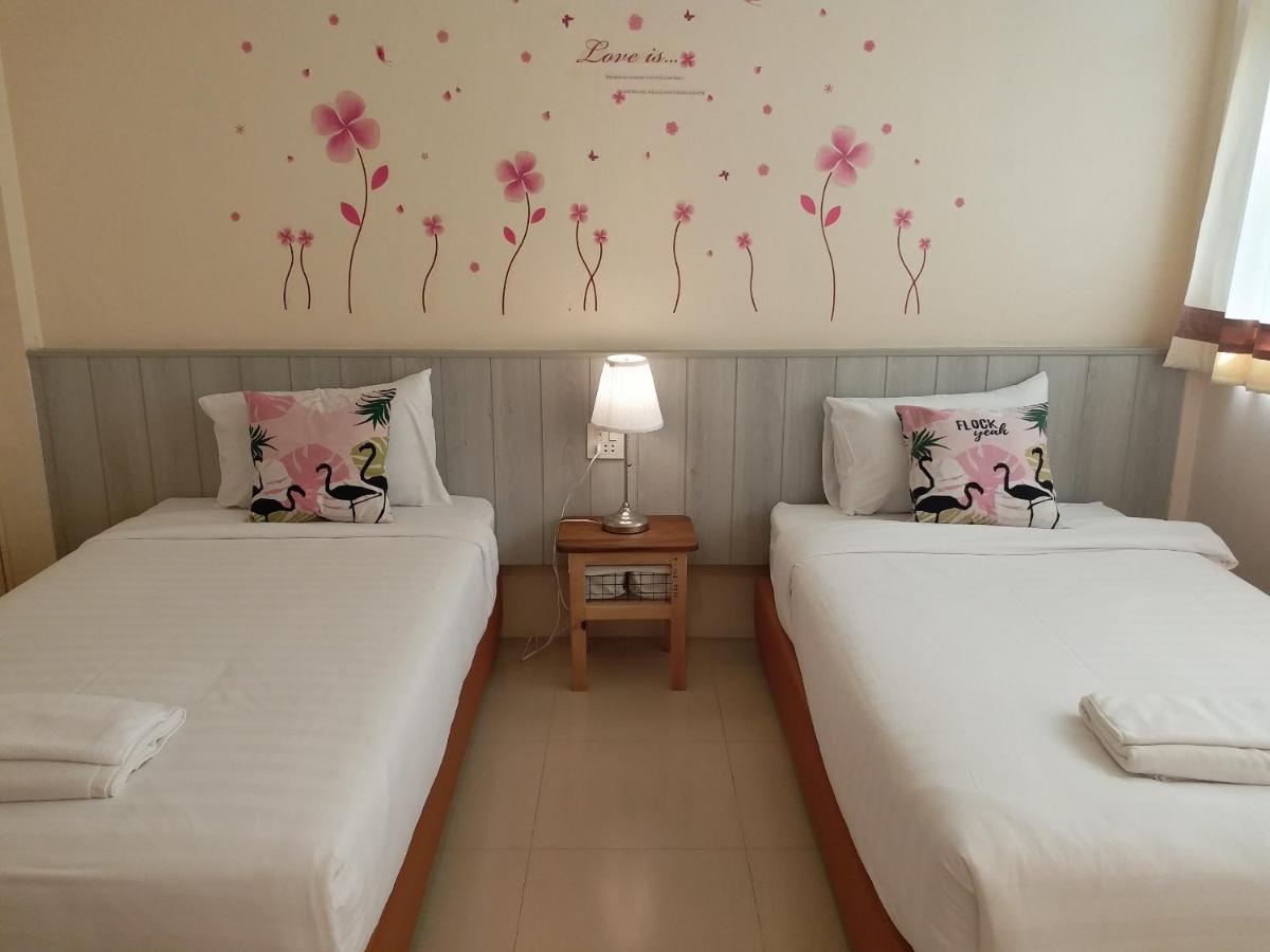 Sand Paisan Resort Pakchong Exterior photo