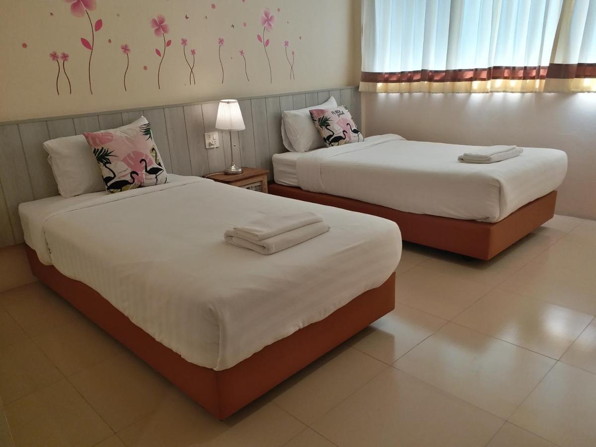 Sand Paisan Resort Pakchong Exterior photo